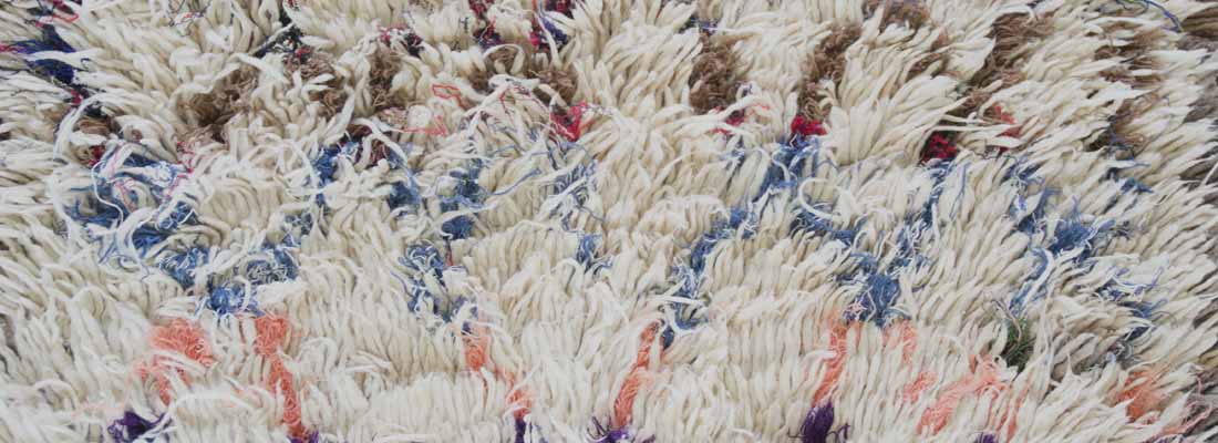 opmerking rooster melk Handgeknoopte wollen vintage Azilal Berber tapijten uit Marokko